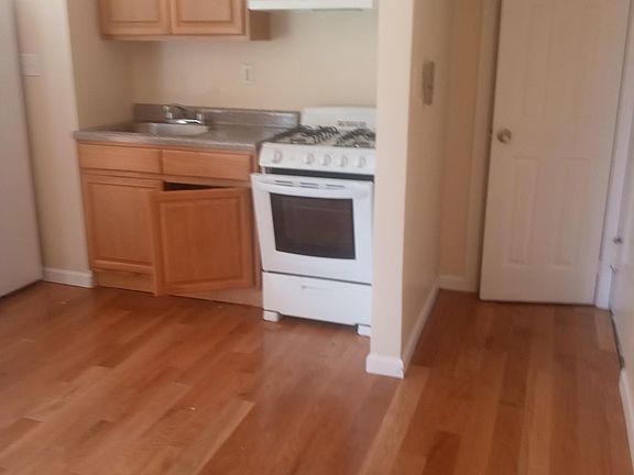 3rd image of 91-41 195th St #1G