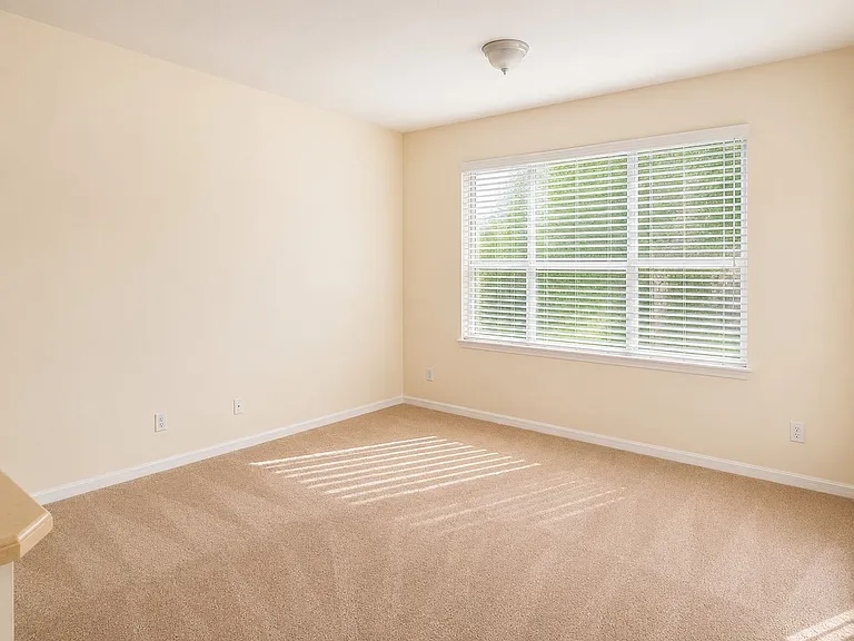 1460 Equinox Cir — Photo 8