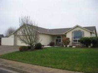 367 SE Davis Ct, Dallas, OR 97338