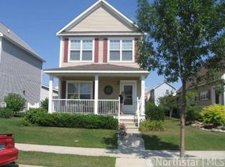 2867 Mark Twain Dr, Chaska, MN 55318