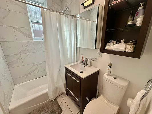 Rented by J PRESTON AND ASSOCIATES INC | media 6