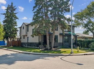 3302 W 39th St SW, Calgary, AB T3E 3J2