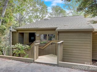 155 Quail Cove Blvd, Lake Lure, NC 28746