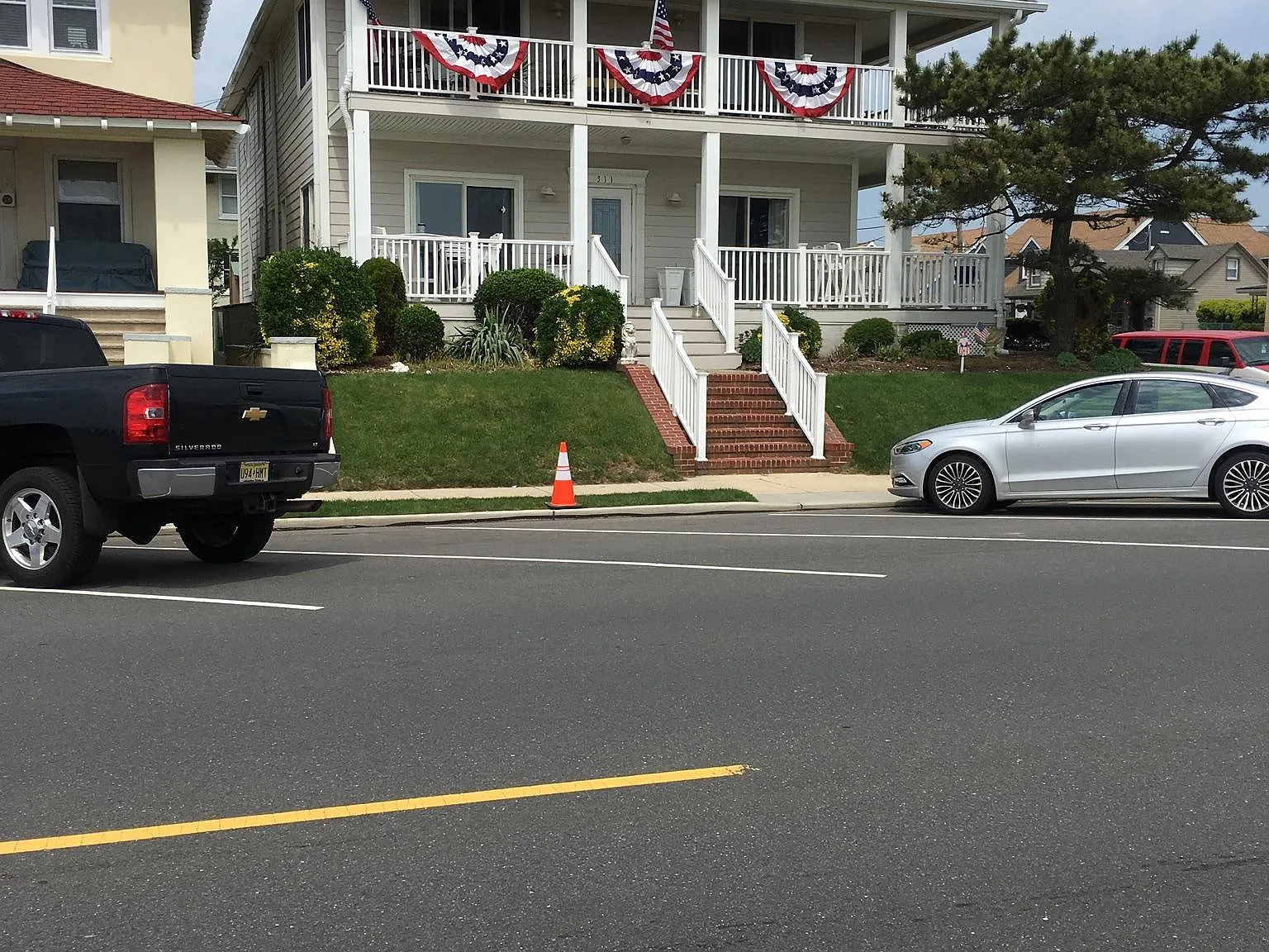 311 Ocean Ave — Photo 3