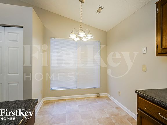 5th image of 248 Hickory Trl
