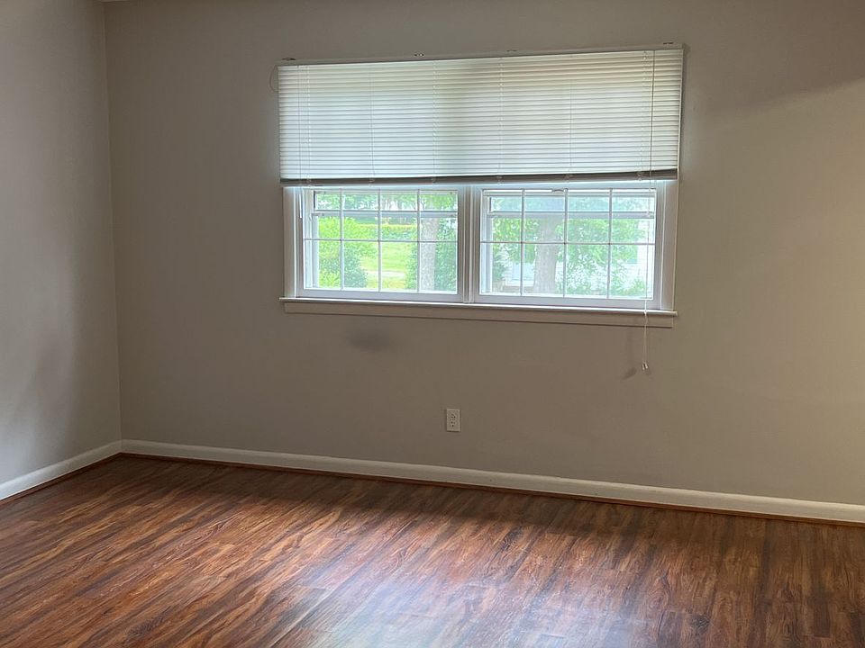 SH283South Washington Street Apartments 520 S Washington St Shelby