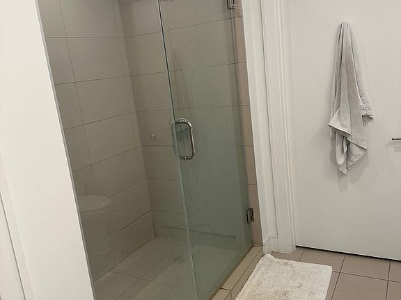 5th image of 2851 Fannin St #1211