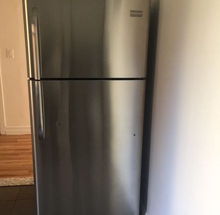 3rd image of 4848 Broadway APT 1G