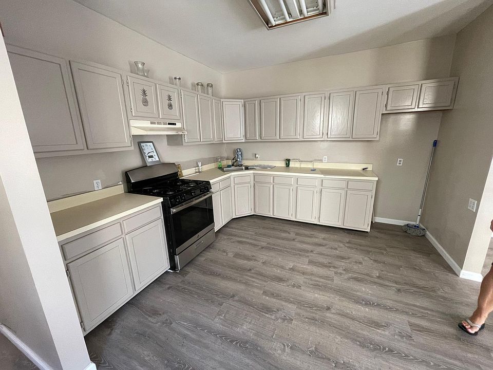 1st image of 2115 E 13th St Floor 1