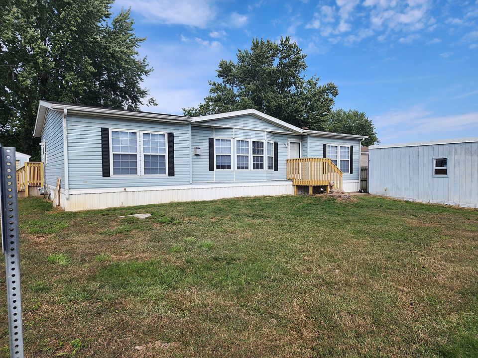 1st image of 23 Remington Park Cir