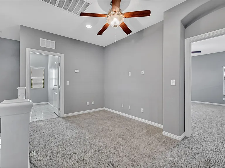 6789 Dragonfly Rock St — Photo 32