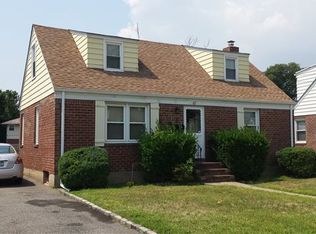 47 Lawrence St, Uniondale, NY 11553