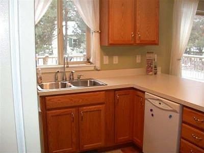 3rd image of 11977 Bradley Dr