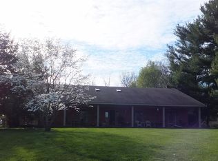 404 Chenault Ln, Mount Sterling, KY 40353