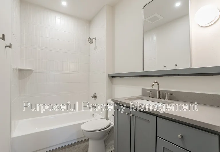 934 Hangar Dr #1 — Photo 24