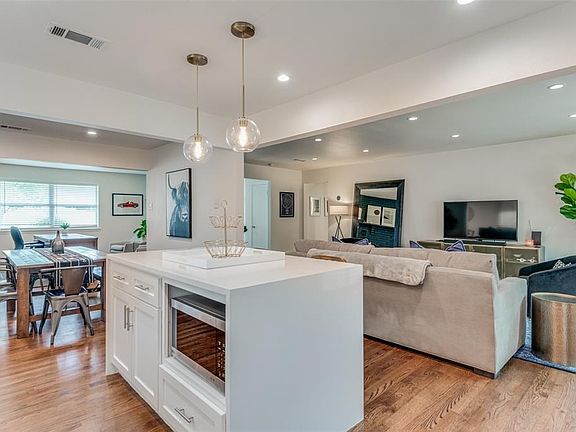 2nd image of 8053 Claremont Dr