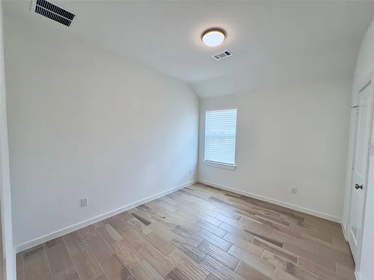 15206 Cortines Ct — Photo 22