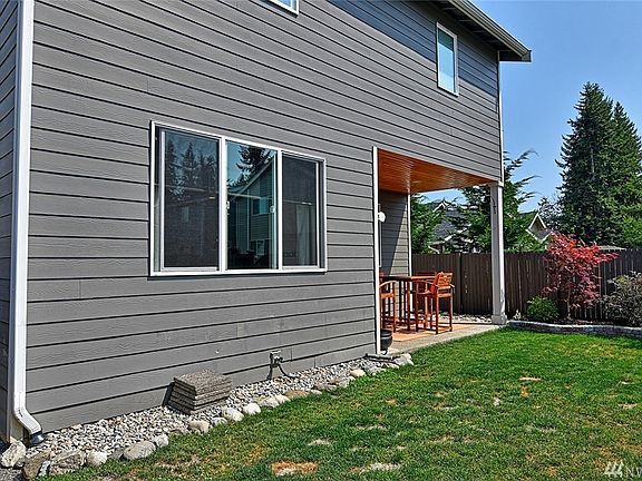 2nd image of 5840 83rd Pl NE