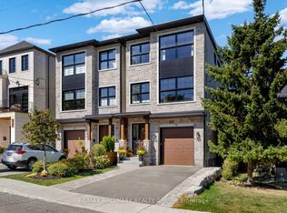 77 A Kenora St, Ottawa, ON K1Y 3K9