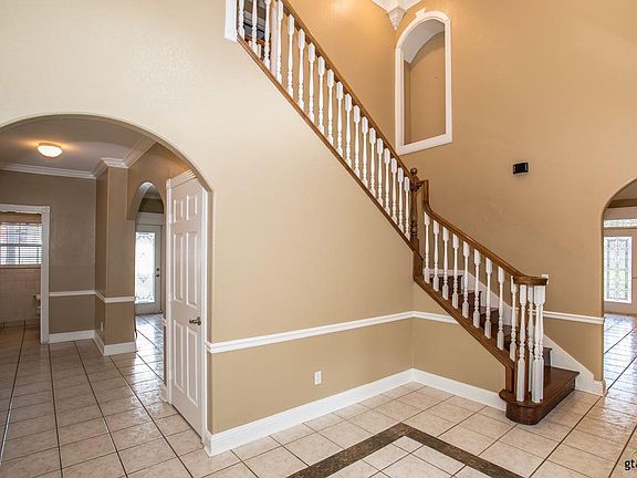5th image of 521 Dunmore Dr