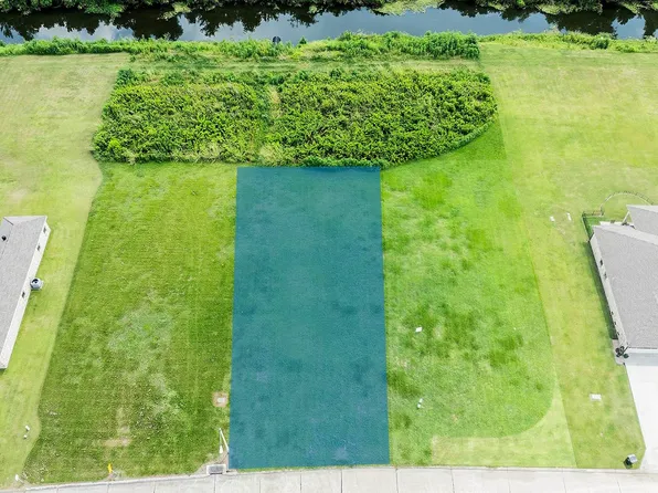 372 Galvez Ln, Houma, LA 70363