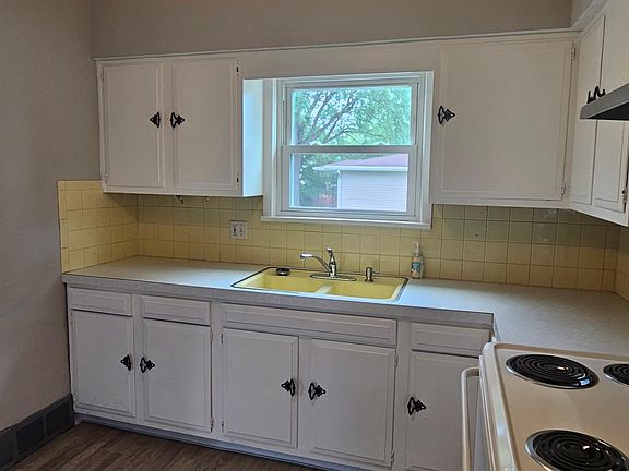 4th image of 161 Pocantico Ave