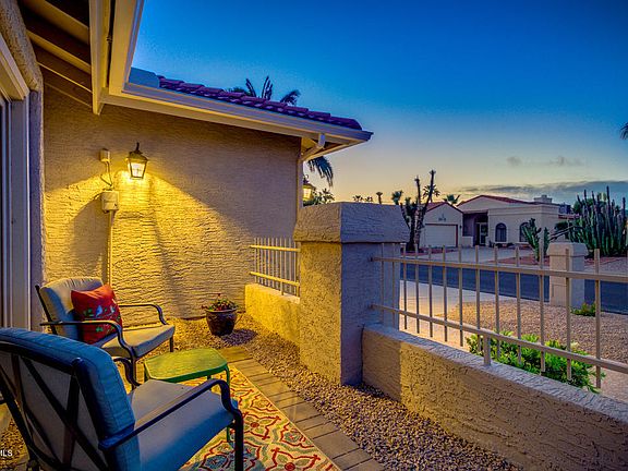 4th image of 10905 E Bellflower Dr