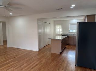 9519 Westpark Dr #A, Fort Worth, TX 76126