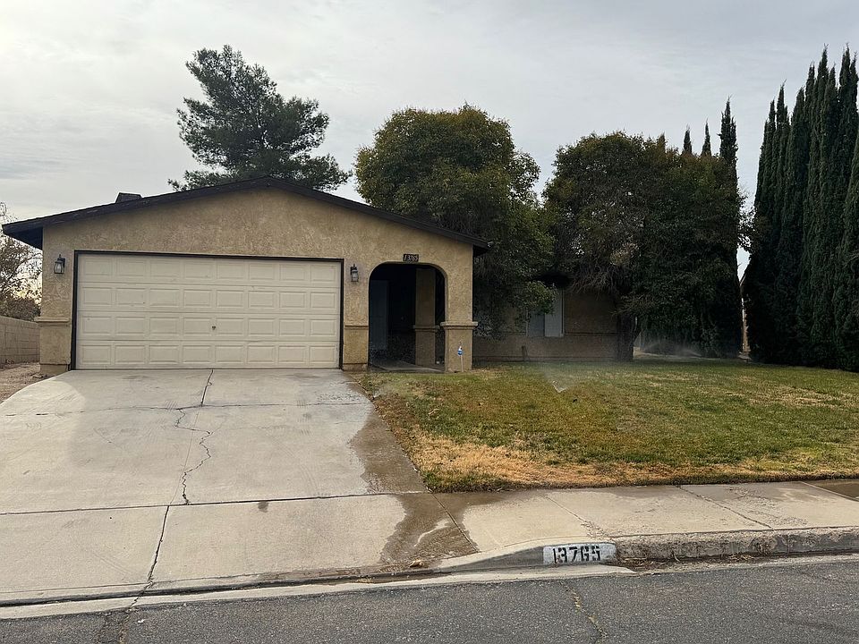 1st image of 13765 Oakmont Dr