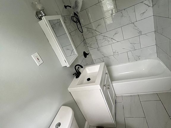 5th image of 36 Stanley St #1