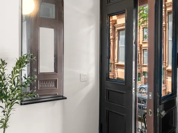 124 West 131st Street image 3 of 28