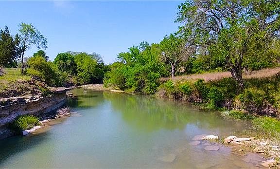 2nd image of 3701 County Road 207