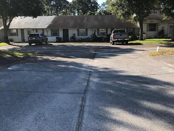4th image of 4712 Marengo Ln