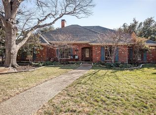 7702 Turnberry Ln, Dallas, TX 75248