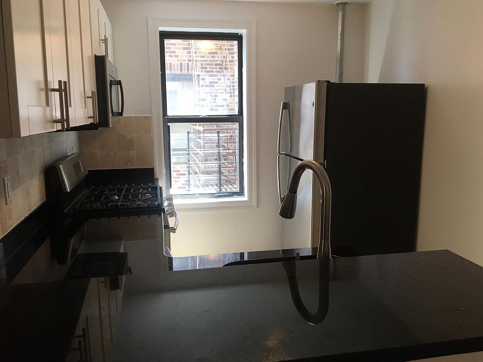 1st image of 911 McLean Ave APT E7