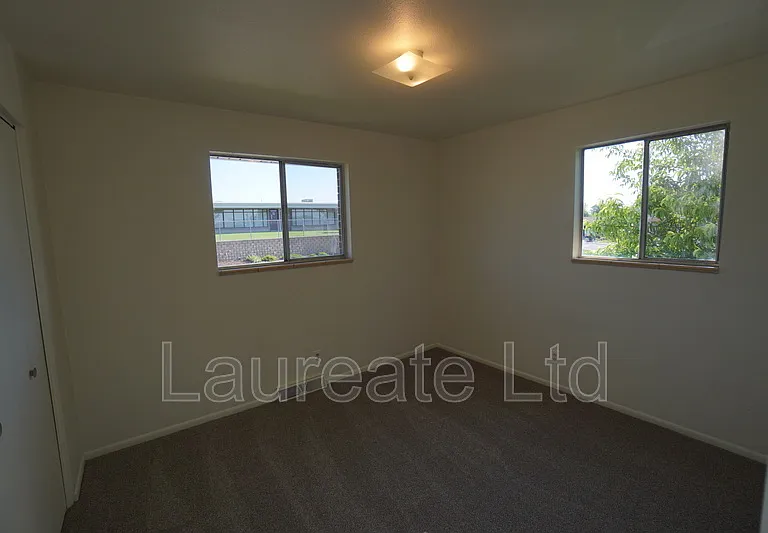 3330 W Mountain Rd — Photo 11