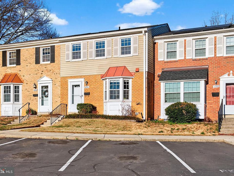 1st image of 1851 Foxdale Ct