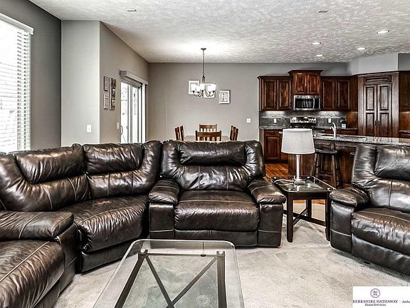 5th image of 8006 S 192nd Ave