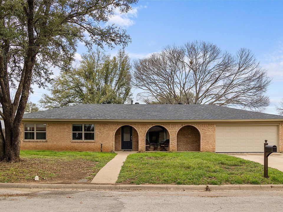 1st image of 1409 Westhill Ln