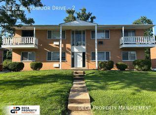 9910 Broadmoor Dr #2, Saint Louis, MO 63114