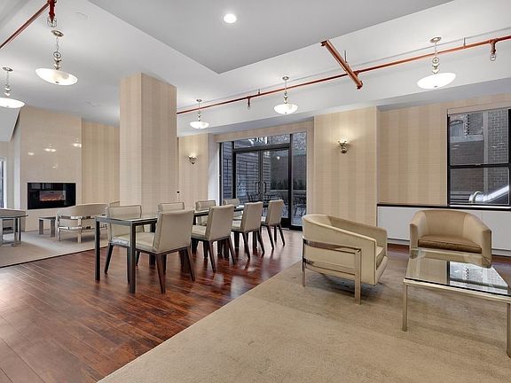 5th image of 247 W 87th St APT 3H