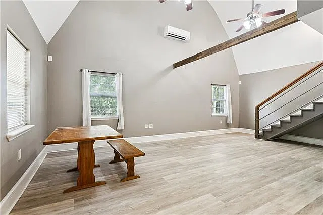 1 bed, 1.0 bath, 1000 sqft, $1,275 — Photo 4