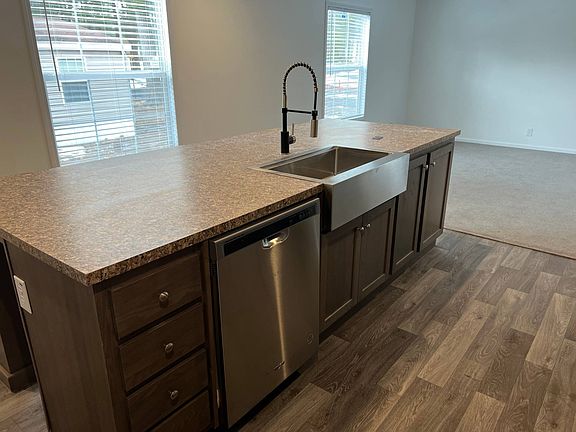 4th image of 62 White Birch Est #62