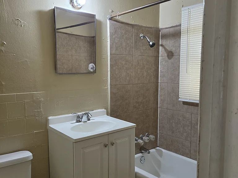 1314 N Ellison Ave — Photo 7