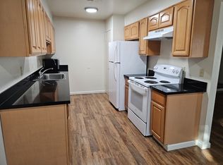 1385 S Dora St #2, Ukiah, CA 95482