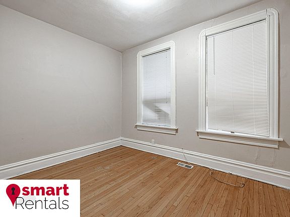 4th image of 3452 Giles Ave #2F