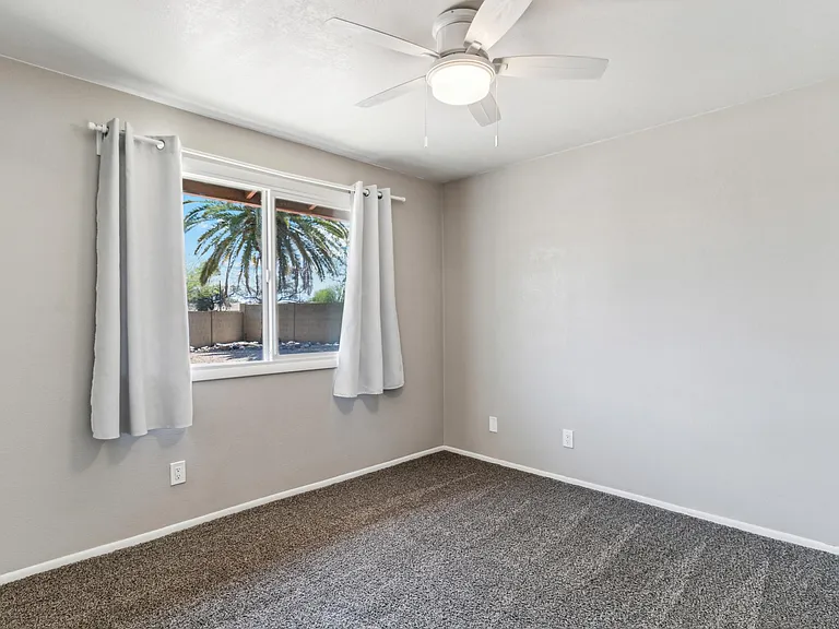 3039 W Glenn Dr — Photo 20