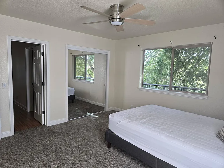 725 Red Cloud Rd — Photo 31