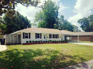8106 Harry Dr, Baton Rouge, LA 70806