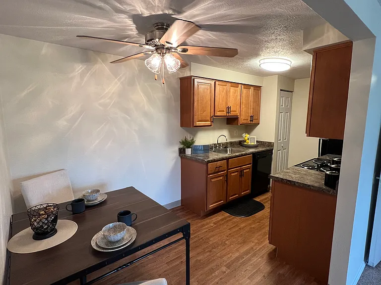 Monroeville Apartments at Deauville Park — Photo 13